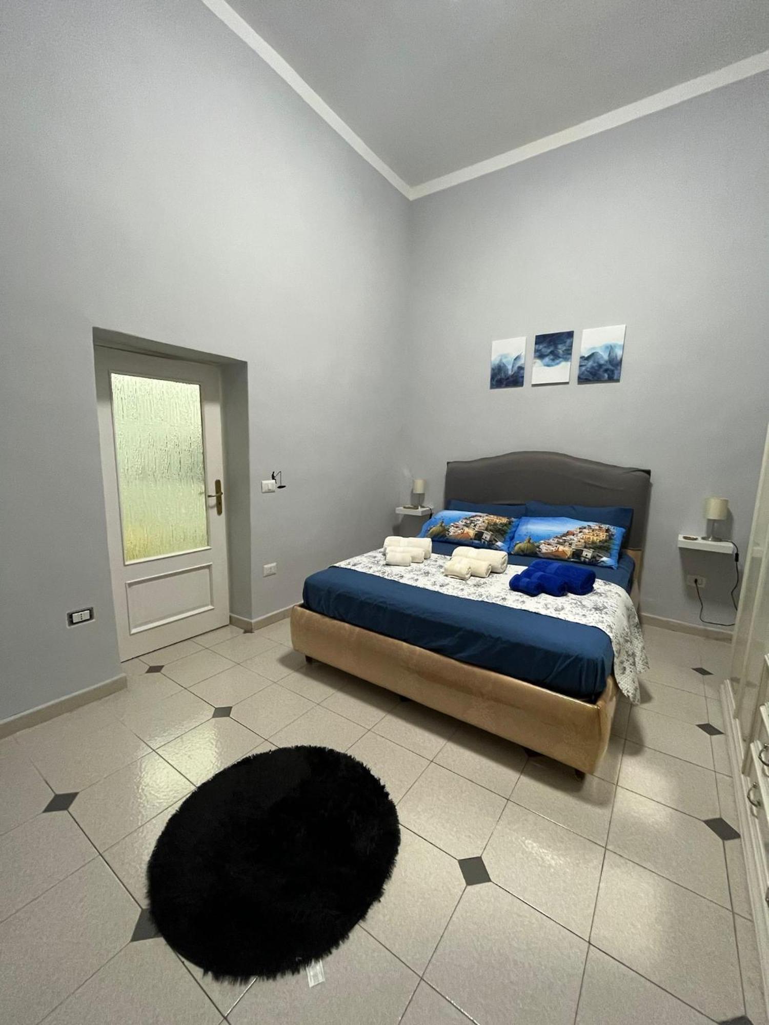 Zimari Apartment Naples Exterior photo